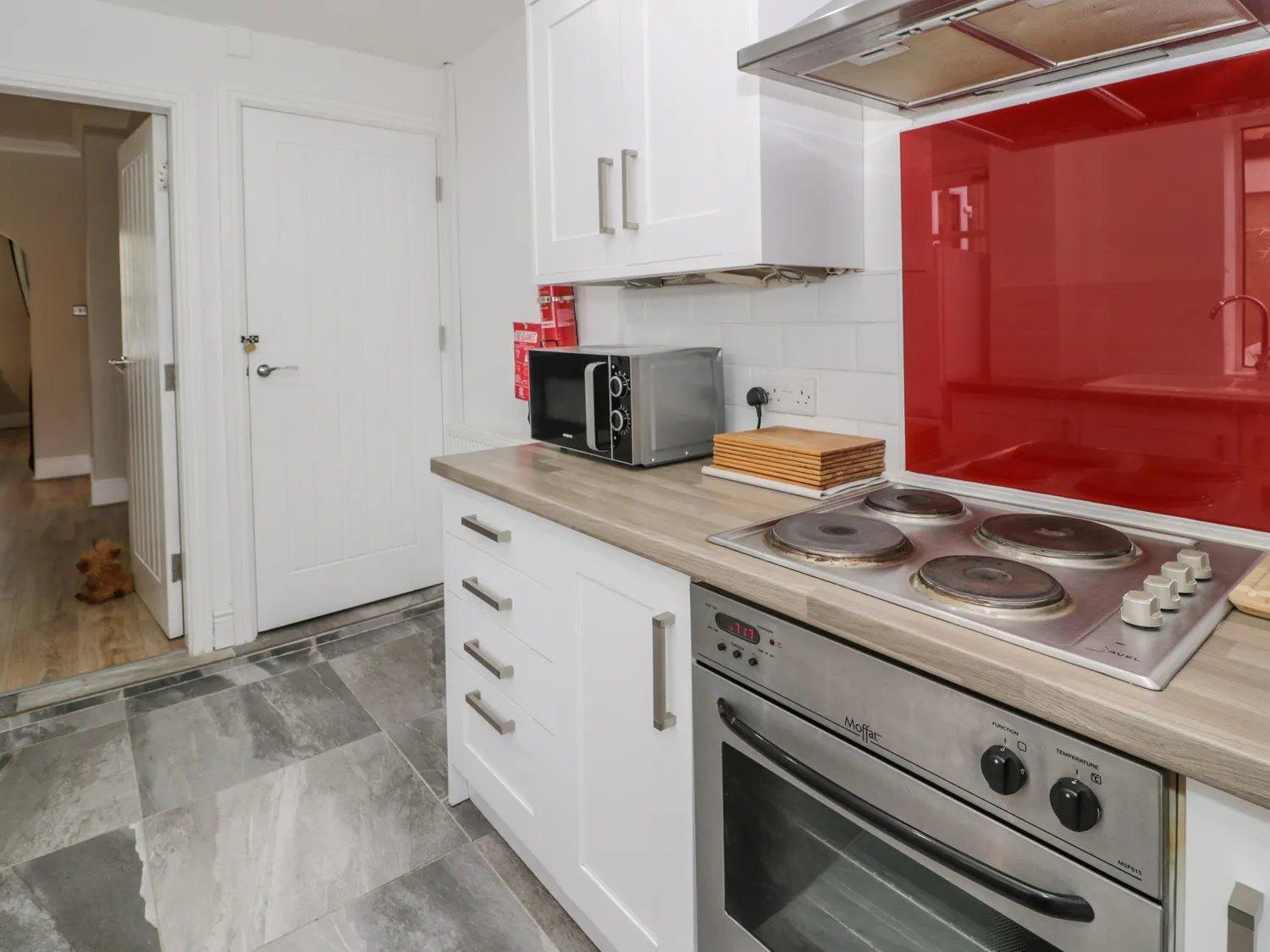 3 Bedroom In Town Centre Appartement *